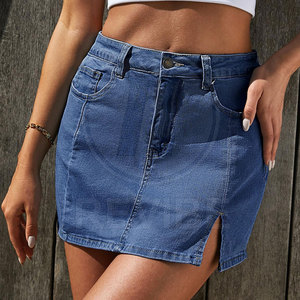 Jupe en jean tendance, coutures de haute qualité, jupe en jean confortable à porter, jupe en jean au look moderne - Product Image 2