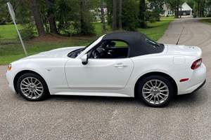 FIAT 124 SPIDER CLASSICA 2020 USADO, Volante a la Izquierda/Derecha - Product Image 2