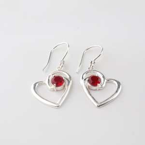 Boucles d'oreilles clous en argent sterling rubellite rose 925, plaquées or, faites à la main, bijoux en pierres précieuses pour femmes, cadeau élégant pour les fêtes - Product Image 6
