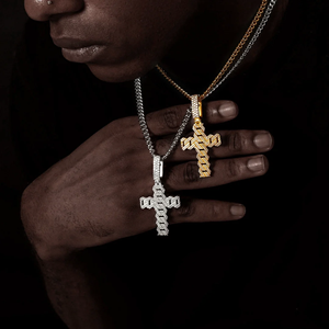 Colgante de Aleación Chapado en Oro con Diamantes Estilo Hip Hop Personalizado - Product Image 4