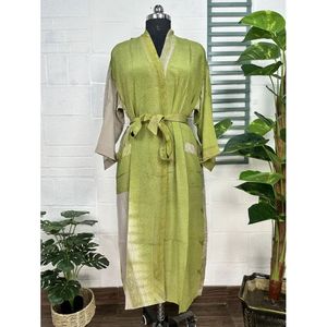 Kimono Vintage de Crepé de Seda, Ligero y Lujoso, Bata Suave y Cómoda, Regalo Perfecto para Mujer, para Usar por la Noche, Tejido de Seda - Product Image 1
