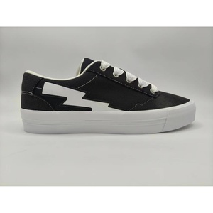 Chaussures de skate Eskolo - Noir - Product Image 1