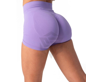 Pantalones cortos deportivos sin costuras para mujer con logotipo personalizado, mallas de yoga con glúteos, control de barriga, piel sólida, ropa para gimnasio, venta al por mayor - Product Image 1