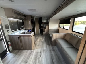 2026 Used Keystone C-o-l-e-m-a-n L-a-n-t-e-r-n 28BHS - Product Image 5