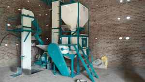 Commercial Mash Plant Animal Mash Poultry Mash Crushing and Mixing Unit - Product Image 3