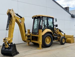 จัดส่งฟรี CAT 420/424 รถตักล้อยางขับเคลื่อน 4 ล้อ พร้อมใบมีดขุดดิน ได้รับการรับรอง EPA CE ใช้ระบบไฮดรอลิก Eaton พร้อมมอเตอร์ ปั๊ม เกียร์บ็อกซ์ และ PLC - Product Image 2