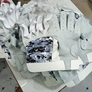 Gants de frappe de baseball professionnels robustes, gants en cuir originaux personnalisés pour les joueurs de sport jeunes et adultes - Product Image 6