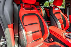 Mercedes-AMG GT63 S 2023 Usado en Excelentes Condiciones, 4 Puertas, Motor V8 Biturbo de 4.0 Litros, Tracción en las Cuatro Ruedas, Color Rojo Pimienta y Interior Negro, Equipamiento de Alta Gama - Product Image 4