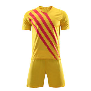 2025 la última camiseta de fútbol de la Copa Europea de Alemania de alta calidad 100% poliéster personalizable y transpirable uniforme de fútbol - Product Image 5