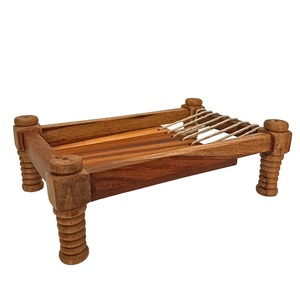 ถาดไม้คัทยาแบบพรีเมียม ถาดเสิร์ฟขนาดเล็กสำหรับชา ผลไม้อบแห้ง - งานฝีมือ ผลิตจากวัสดุธรรมชาติ เป็นมิตรกับสิ่งแวดล้อม เหมาะสำหรับงานแต่งงาน งานดีวาลี และตกแต่งบ้าน - Product Image 6