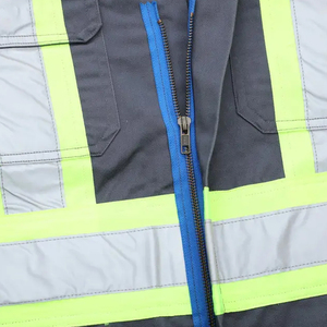 Combinaisons de travail réfléchissantes pour hommes sur mesure, combinaisons de sécurité en gros à bas prix, combinaisons de sécurité légères et fonctionnelles - Product Image 3