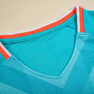 Uniformes de Fútbol Personalizados a Precio Económico, 100% Poliéster, Transpirables, Ecológicos, MOQ Bajo, Nueva Llegada - Product Image 2