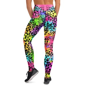 Leggings de yoga pour femmes en gros personnalisés, sublimation, taille haute élastique, sublimation imprimée, séchage rapide, respirant, pantalon de yoga de fitness - Product Image 5