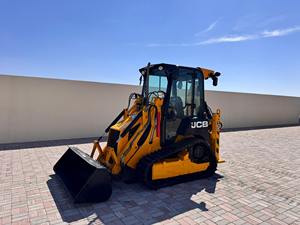 Chargeuse compacte multifonction JCB 1CXT - Moteur et boîte de vitesses d'origine d'occasion 49 CV avec pompe haute performance et pelle avant/arrière sur chenilles - Product Image 6