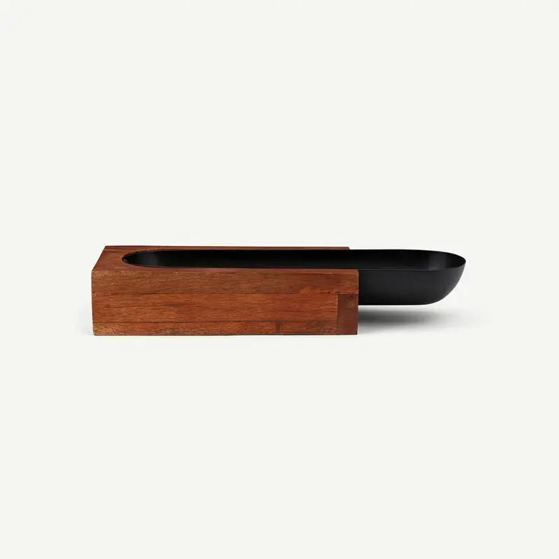 Bandeja de madeira e metal em design moderno para mesa, bandeja para servir, revestimento natural e em pó, com acabamento a preços eficazes