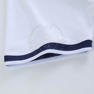 Diseño de Logotipo Personalizado, Conjuntos de Uniformes de Fútbol, 100% Poliéster, Secado Rápido y Transpirable, Precio al por Mayor en Existencia, para Hombre - Product Image 4