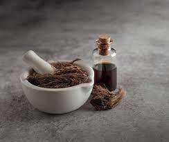 น้ำมันหอมระเหยสไปน์เนิร์ด จาตามันซี ระดับพรีเมียม กลั่นด้วยไอน้ำจากรากนาร์ดอสตาไคส์ จาตามันซี กลิ่นหอมแบบดิน ผ่อนคลาย สำหรับการบำบัดแบบอายุรเวท - Product Image 3