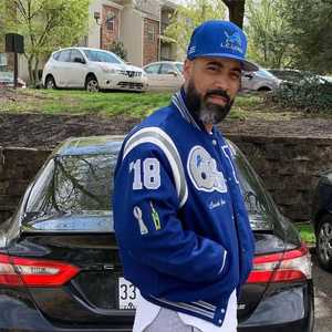 Blouson bombardier d'hiver de baseball avec logo personnalisé grande taille pour hommes vente en gros de style universitaire en peau de vache uni et respirant - Product Image 6