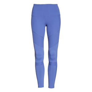 Legging de yoga pour femme à taille élastique prêt à l'emploi fabriqué au Pakistan, conçu pour l'entraînement physique, le yoga et les mouvements actifs - Product Image 1