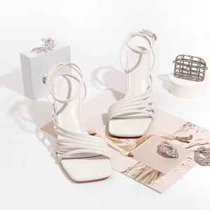 Sandales formelles en papier de qualité supérieure avec talon évasé de 9cm, bride à la cheville et matériau PU anti-glissant - Product Image 1