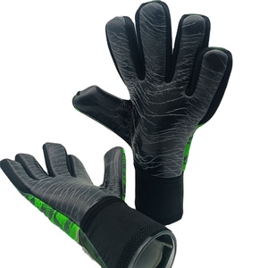 Protective High Quality Waterproof Breathable PU Leather Goalkeeper Gloves Full Finger Lightweight Design Adjustable Wrist <b>Strap</b> - Product Image 3