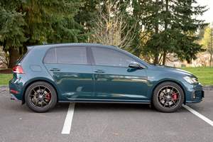 Volkswagen GTI SE Turbo 2018 Usado, 4 Cilindros, Color Verde Metálico Great Falls, de Propietario del Oeste - Product Image 2
