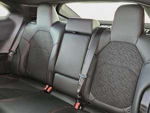 Sedán Eléctrico AWD Usado 2025, Alto Rendimiento, Aceleración Potente, Conducción Automática Suave, Cabina Premium, Suministrado desde Japón - Product Image 2