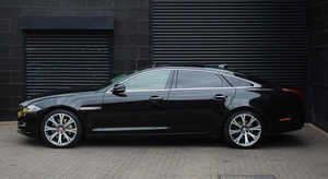 DESCUENTO EN JAGUAR XJ 2017 USADO, VOLANTE A LA IZQUIERDA/DERECHA - Product Image 4