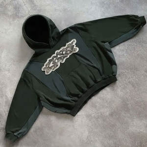 Sweat à capuche oversize unisexe d'hiver avec motif de dessin animé imprimé en relief, en molleton de coton premium, pour les manches - Product Image 3