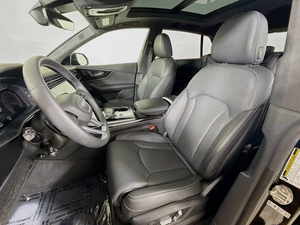 2025 Au dl Q8 Pres-tige 4dr SUV AWD w/55 TFSI 3.0L 6cyl Turbo essence/électrique mild hybrid 8A Neat - Product Image 2