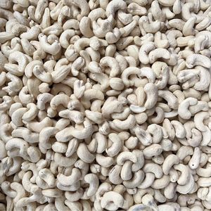 ถั่วเม็ดมะม่วงหิมพานต์จากโรงงานในเวียดนาม W210 240เมล็ดมะม่วงหิมพานต์แบบปรับขนาดได้ตามต้องการ - Product Image 1