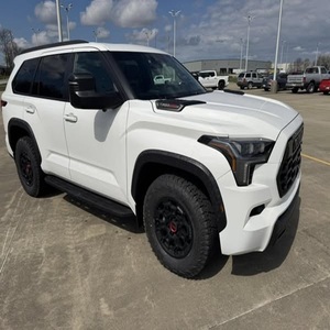 Edición limitada 2024 Toyotas Sequoia con asientos de cuero limpio - Product Image 1