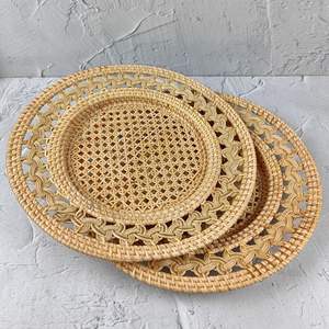 Assiette décorative en rotin avec tissage artistique, parfaite pour les cuisines de style campagnard, salles à manger et salons de ferme - Product Image 6