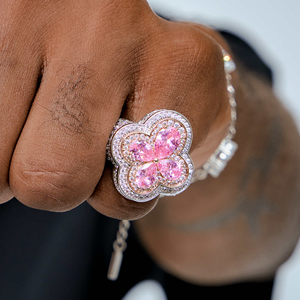 Anillo Unisex de Lujo Estilo Hip Hop con Brillantes |   Moissanita Plata 925 |   Diseño de Racimo de Cristales Pesados |   Proveedor de Joyería de Moda Urbana - Product Image 1