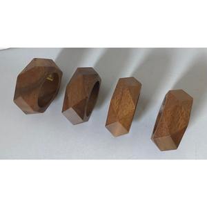 Fournitures de cuisine Rond de serviette avec finition naturelle et en forme de meilleure qualité pour la maison Hôtel Restaurant et décoration de fête - Product Image 6