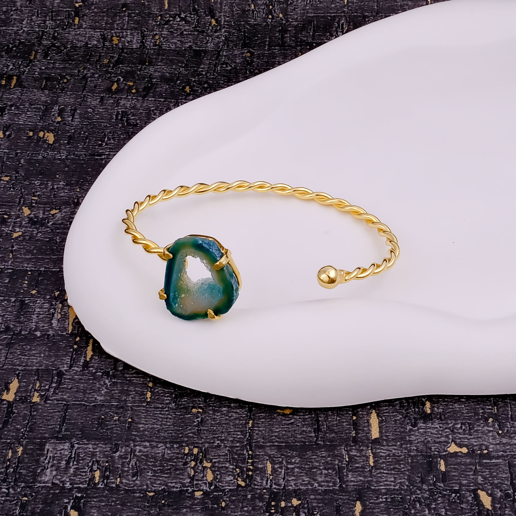 แผ่นจีโอดสีเขียวอาเกต