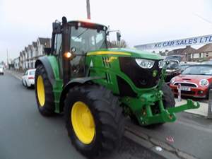 Tractor Agrícola John Deere 6120M Usado Original en Venta, con Implementos Completos a Precios Muy Bajos - Product Image 5