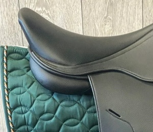 Vente chaude ODM OEM équestre en daim synthétique sautant selle de cheval anglais avec des couleurs et des tailles personnalisées de l'Inde - Product Image 3