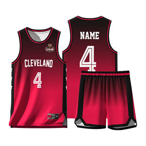 Conjunto de ropa de baloncesto de poliéster personalizado al por mayor, chándal de uniforme con logotipo impreso transpirable de secado rápido, opciones de talla grande - Product Image 1