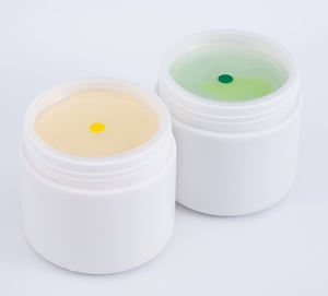 Material de Impresión de Oído de Silicona Verde y Amarillo Ecológico de 800g*2 para la Fabricación de Moldes de Oído Personalizados - Product Image 2