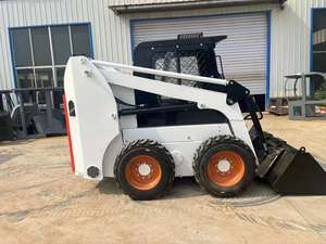 Chargeuse sur pneus JC45 neuve avec garantie d'un an, moteur de 37 kW, roulement et pompe - Product Image 2