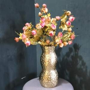 Jardinière durable en métal enduit de poudre écologique et légère pour l'affichage de plantes extérieures et intérieures par tous les temps - Product Image 6