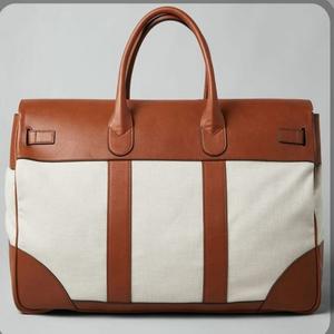 Bolsa de Viaje de Cuero Premium, Cómoda para Viajes Suaves, Tipo de Cierre de Cremallera, Imprescindible para una Buena Experiencia de Viaje - Product Image 1