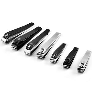 Cortaúñas Profesional de Acero Inoxidable Negro de Alta Calidad, Diseño Duradero y Fácil de Usar con los Dedos, Cuchilla Curva, de Pakistán - Product Image 6