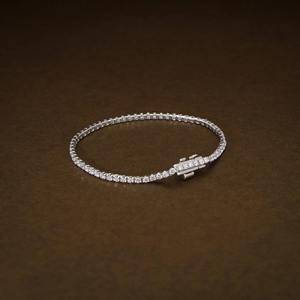 Pulsera de Tenis con Diamantes de Moissanita Incoloros de Corte Redondo de 2 mm para Regalo de Aniversario en Plata 925, Joyería con Incrustaciones a Bajo Precio - Product Image 3