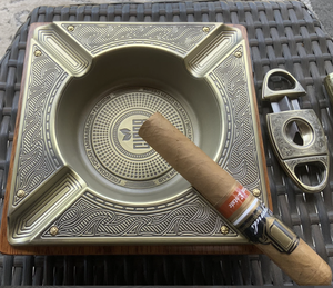 Custom <b>Portable</b> Ash Tray Creative Wooden Cigar <b>Ashtray</b> for Indoor and Outdoor Use Decorative and Practical from India - Product Image 4