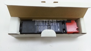 1278) [Hộp Mới] D4SL-2NDA-D4 100% sản phẩm mới chính hãng - Product Image 2