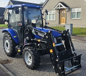 Tracteur Lovol M254 disponible aux prix d'usine, haute puissance, machine fiable conçue pour les applications agricoles intensives - Product Image 2