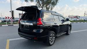 Meilleure offre Prado 2022 |   Conduite à droite |   2,8 L Diesel |   4x4 automatique |   Toit ouvrant |   Sièges électriques |   SUV de luxe - Product Image 5