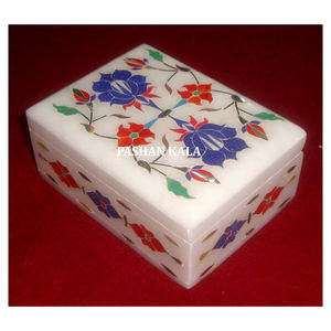 Caja rectangular de mármol blanco con incrustaciones, de diseño excepcional y atractivo, para regalos y almacenamiento de joyas, al mejor precio. - Product Image 1